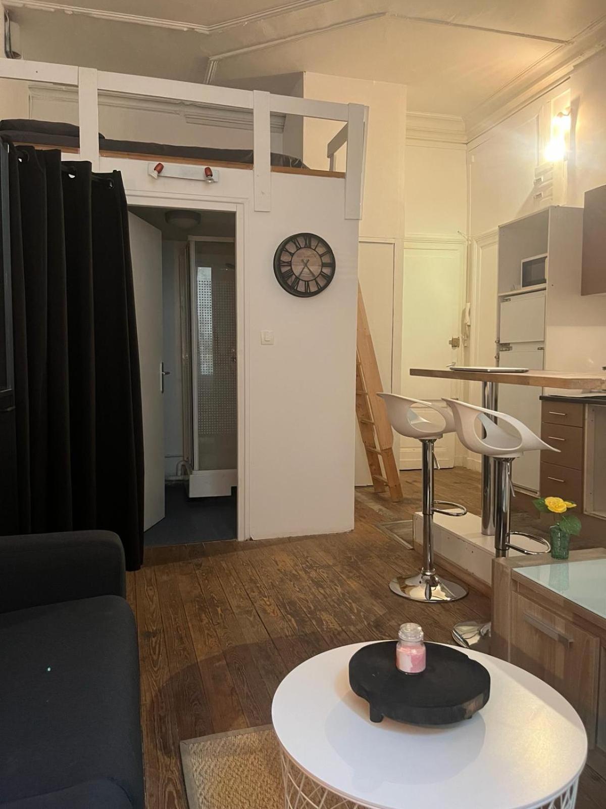 Bel Appartement Avec Mezzanine En Plein Centre De Bordeaux Extérieur photo