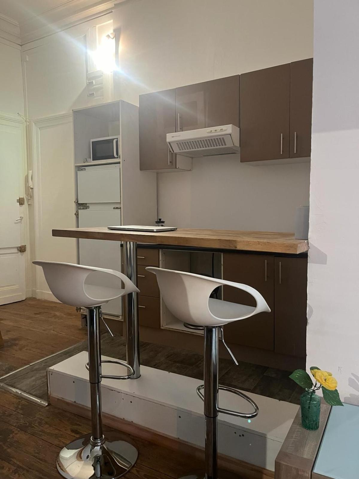 Bel Appartement Avec Mezzanine En Plein Centre De Bordeaux Extérieur photo